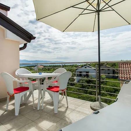 Apartment Lastro Nives Silo (Krk)