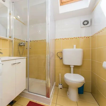 Apartment Lastro Nives *